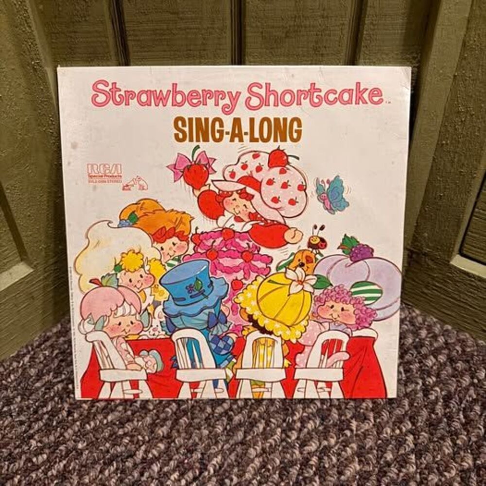 RCA Strawberry Shortcake Sing-A-Long Vinyl Record (1981)